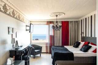 Отель Hotel Rantakalla Калайоки Улучшенный двухместный номер с 2 отдельными кроватями и видом на море-14